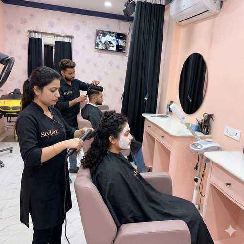 Professional beauty treatment at Styloz unisex salon